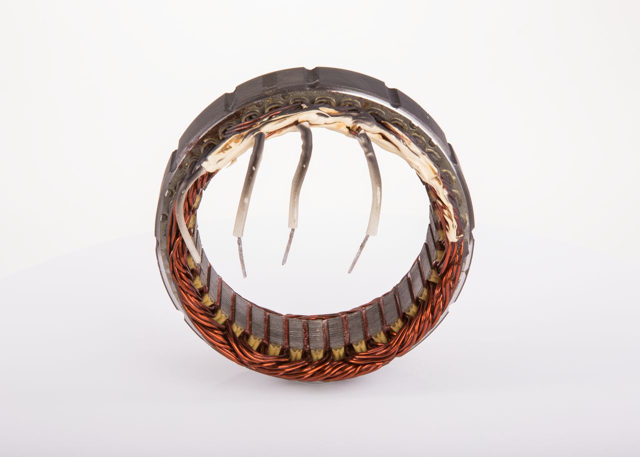 BOSCH 6 033 GD3 099 Stator, alternateur pas cher dans magasin en ligne