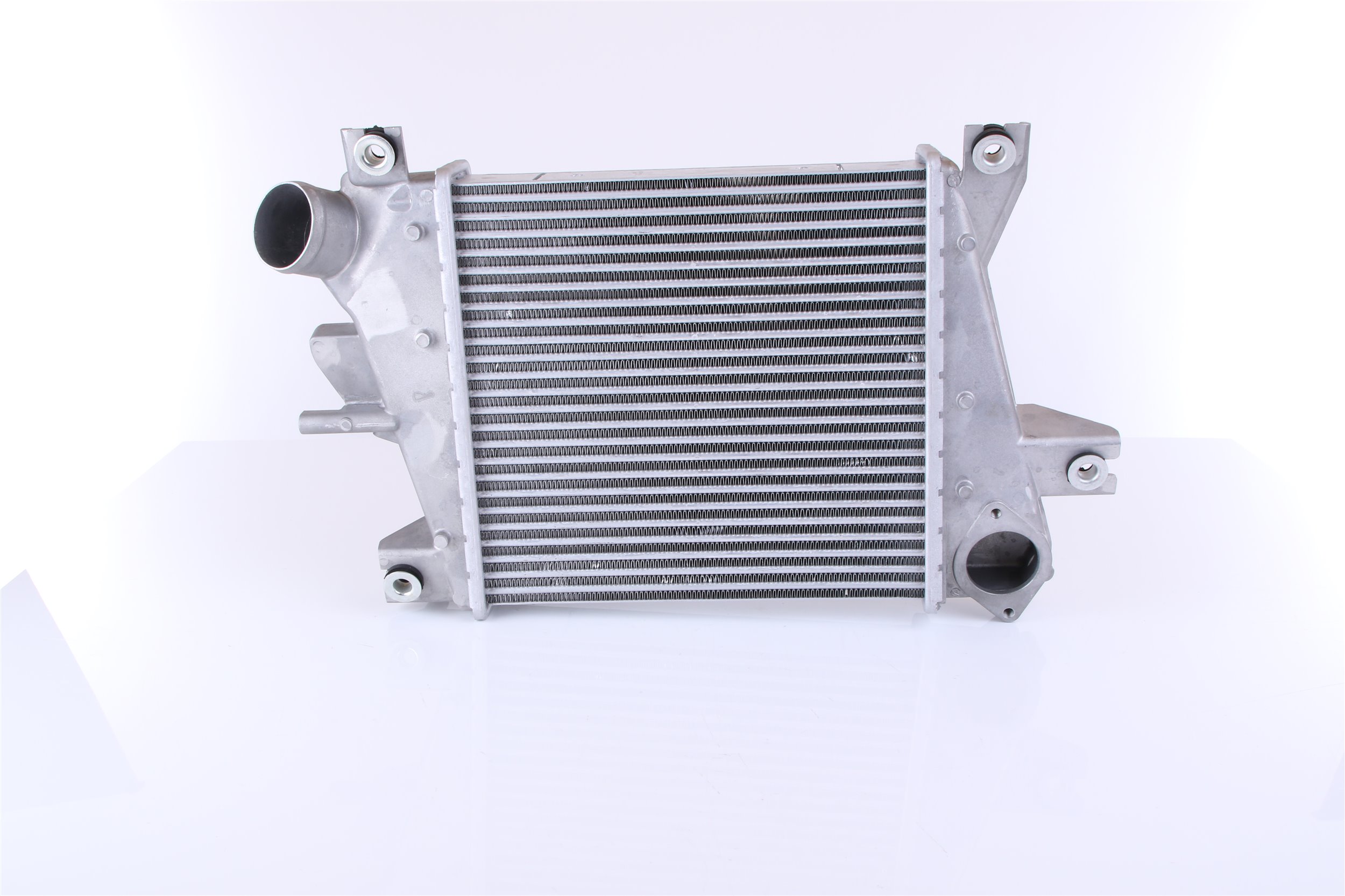 NISSENS 96407 Intercooler without quick coupling, Right connector, angled