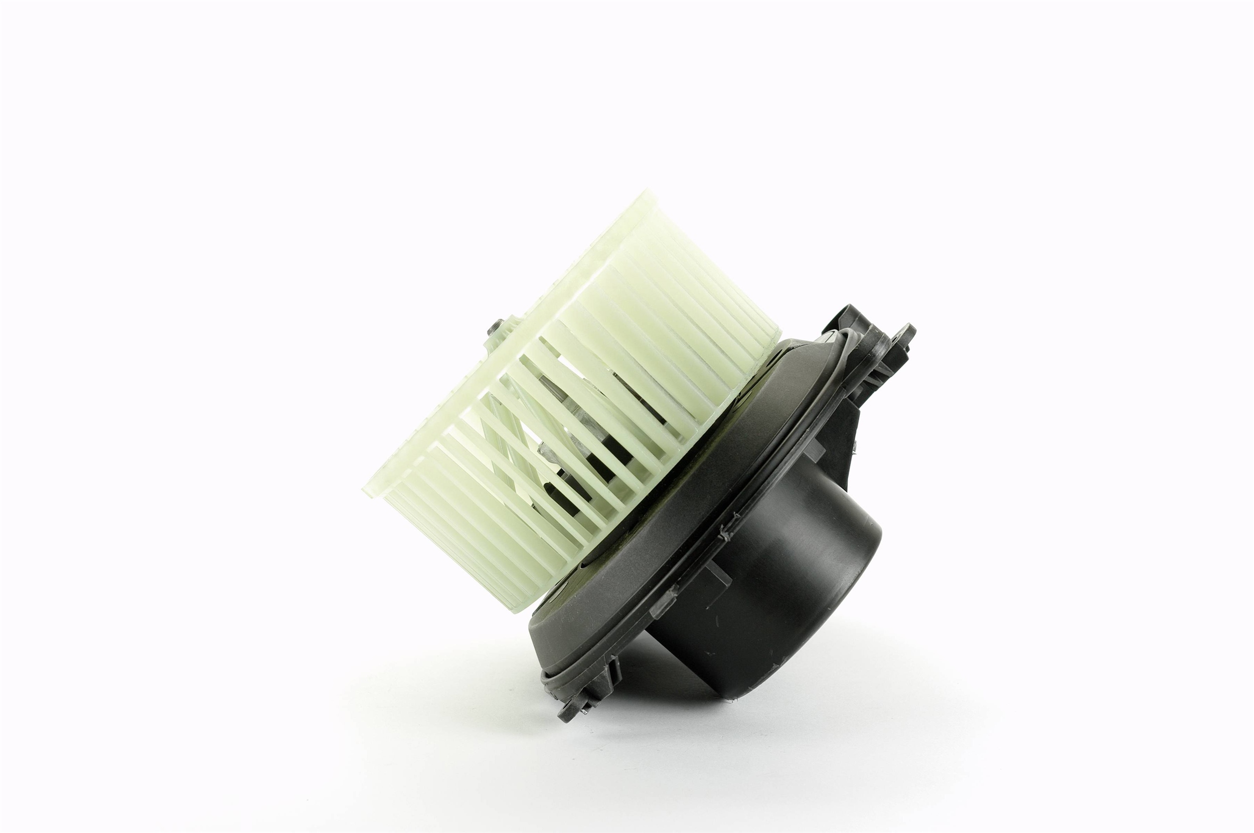 NISSENS 87030 Vnitřní ventilátor levné v eshop