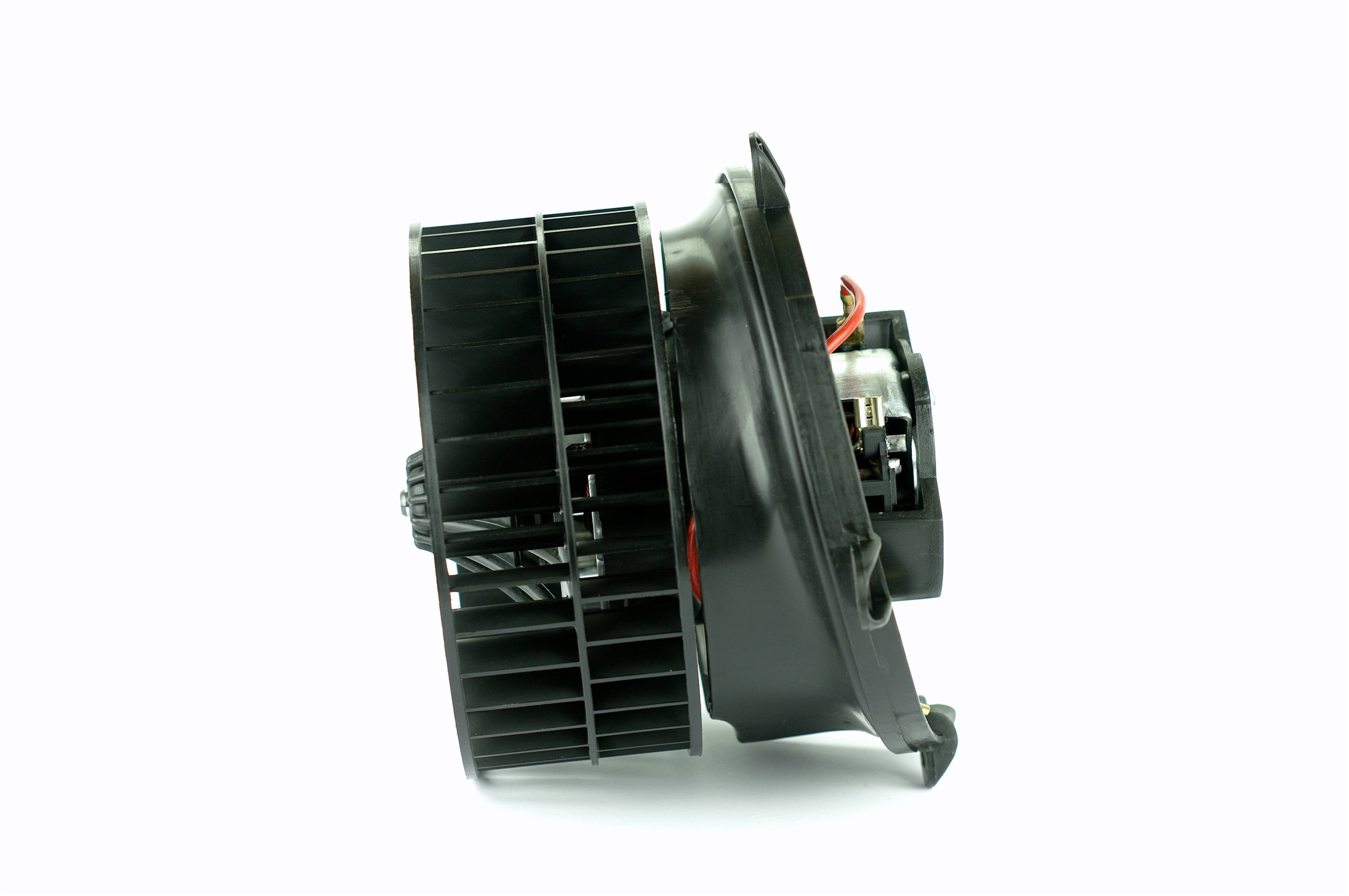 Kupi 009159301 NISSENS brez krmilne naprave, brez upora Napetost: 12V Ventilator notranjega prostora 87152 poceni
