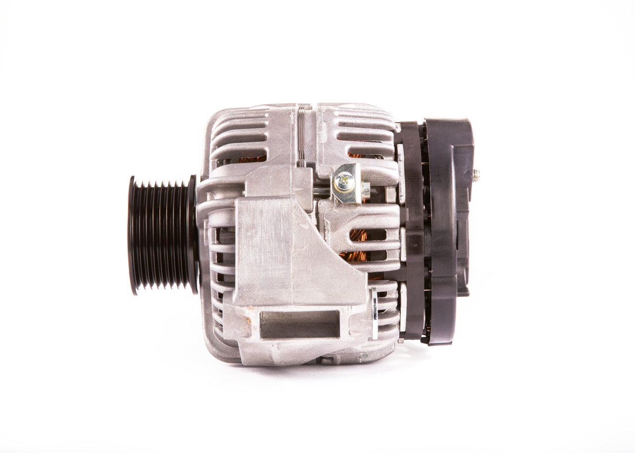 KCB1 (>) 14V 50/90A BOSCH 14V, 90A, excl. bomba vacío Alternadores 0 124 325 115 comprar online