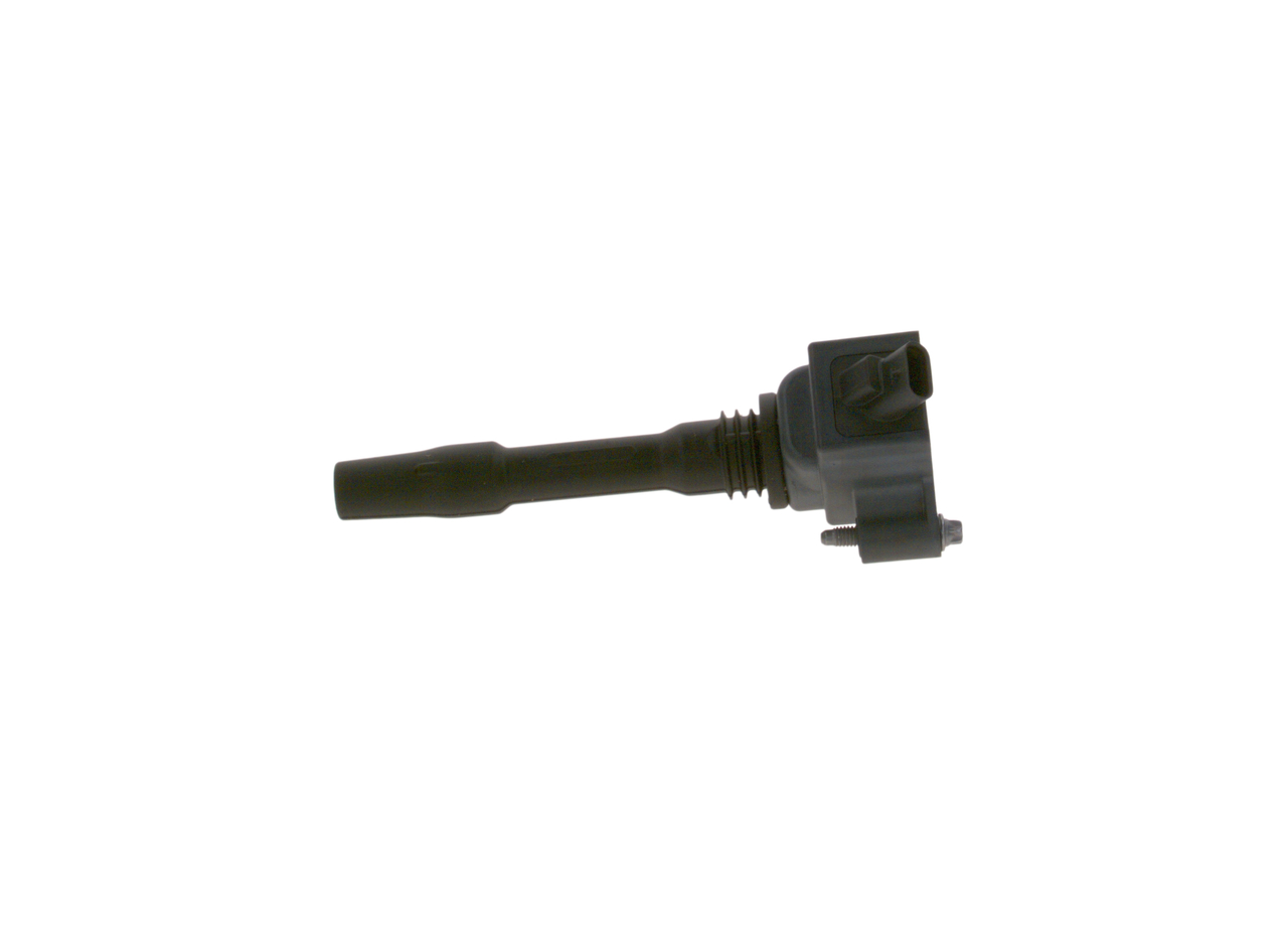 Buy Ignition coil BOSCH 0 986 221 124 - Ignition and preheating parts BMW X5 (G05) online