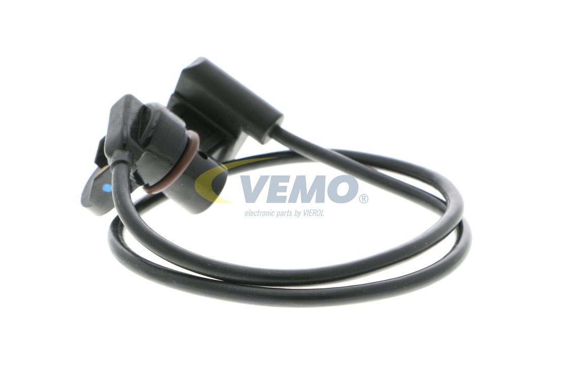 VEMO Active sensor, Original VEMO Quality Number of connectors: 3, Number of pins: 3-pin connector, Cable Length: 570mm Sensor, camshaft position V20-72-0070 buy